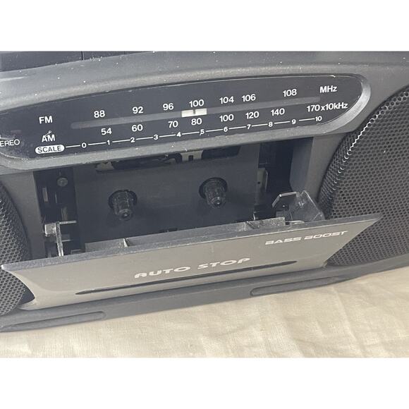 Craig JS8222 AM/FM Stereo Radio Cassette Recorder Boombox RARE | Tested & Works! - Picture 3 of 7